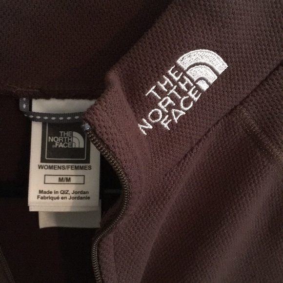North Face half zip - Picture 2 of 3